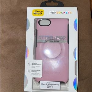 iPhone SE Otterbox case w/pop socket w/packaging